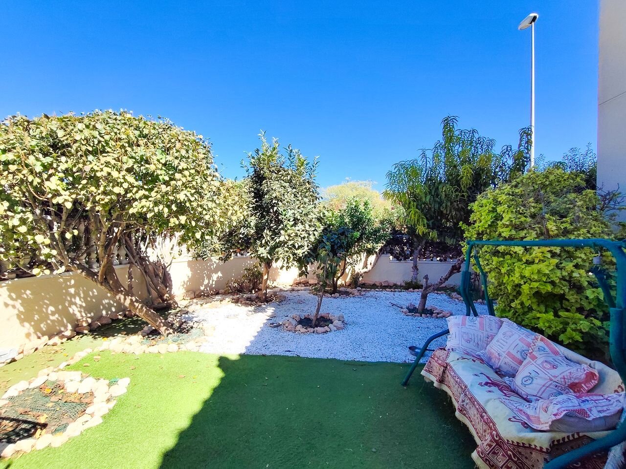 Apartamento de 2 Dormitorios en Lomas de Cabo Roig, Orihuela Costa - Image 25
