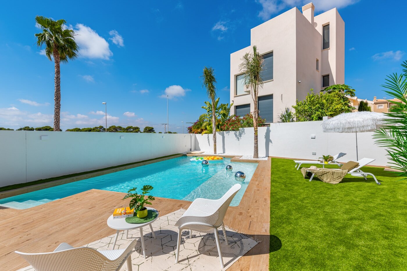 4-Bedroom Detached House in Ciudad Quesada - Image 18