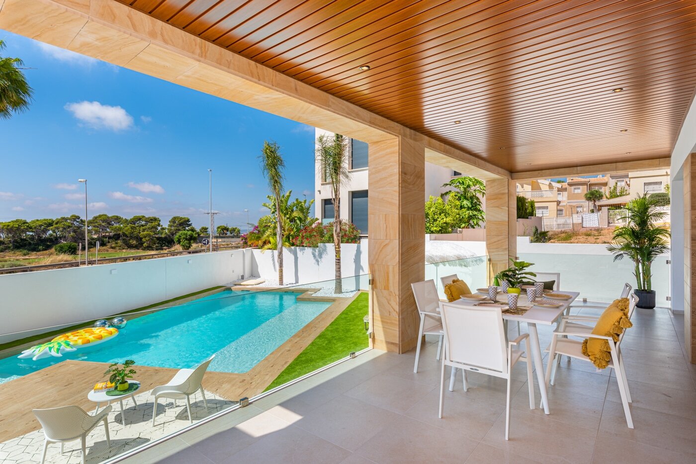 4-Bedroom Detached House in Ciudad Quesada - Image 9