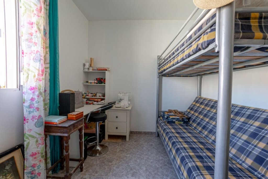 5-Bedroom House in Torrevieja - Image 20