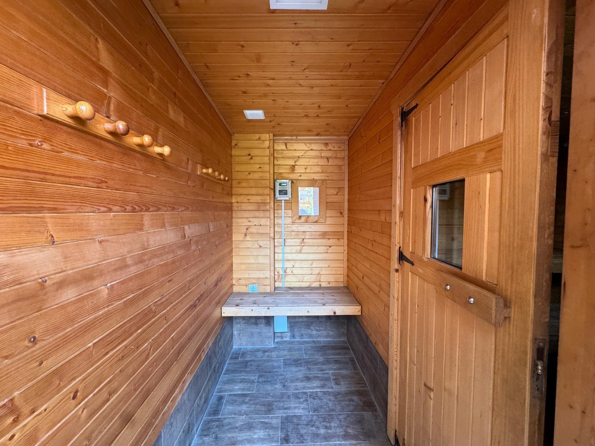 3-Bedroom Middle Floor Apartment in  Torrevieja | Sunny C... - Image 16