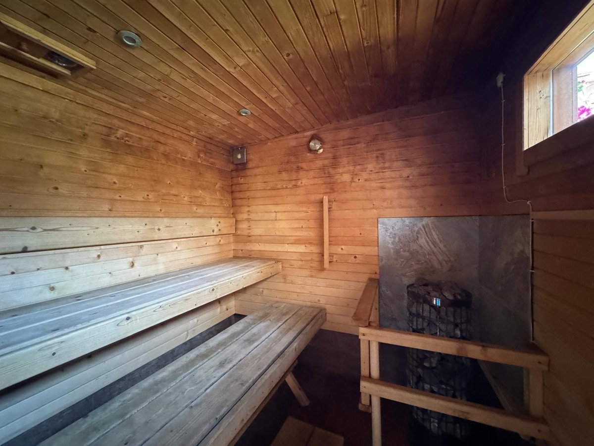 3-Bedroom Middle Floor Apartment in  Torrevieja | Sunny C... - Image 17