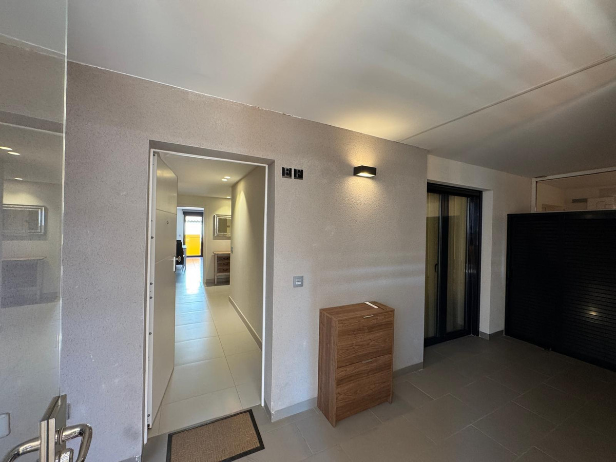 3-Bedroom Middle Floor Apartment in  Torrevieja | Sunny C... - Image 23