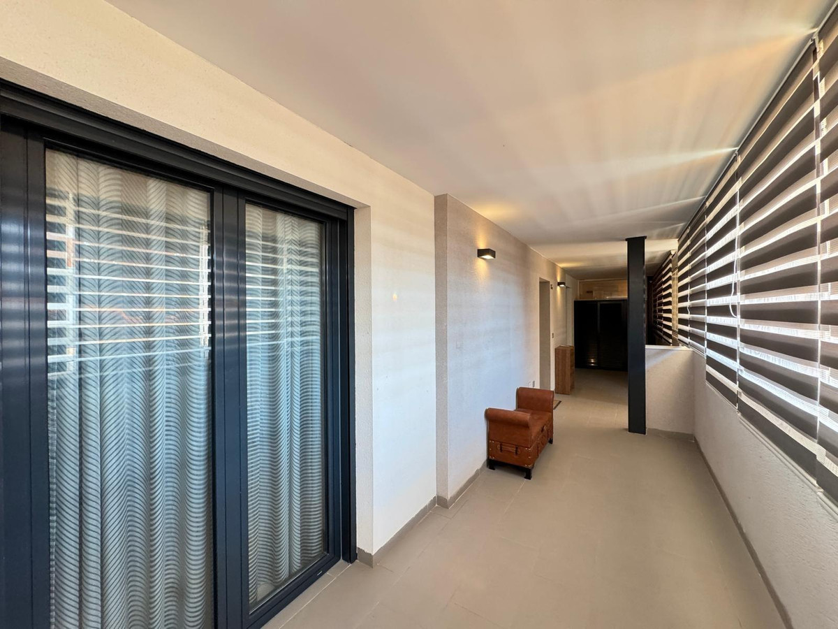 3-Bedroom Middle Floor Apartment in  Torrevieja | Sunny C... - Image 25