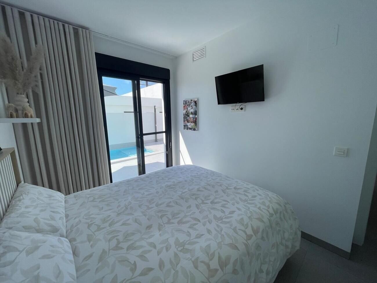 3-Bedroom Villa in Roldán, Torre - Pacheco - Image 13