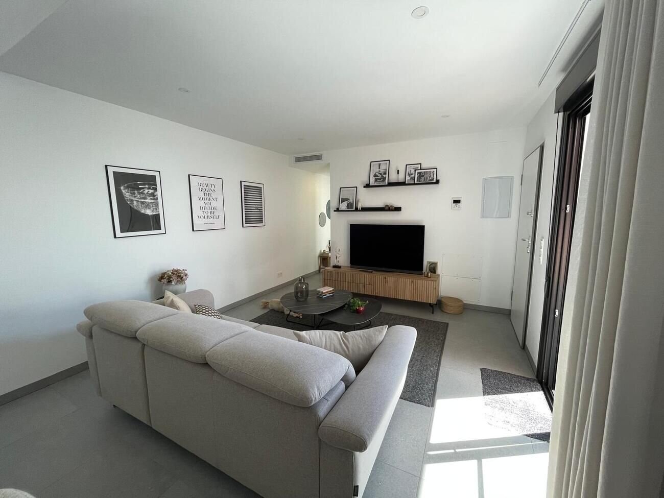3-Bedroom Villa in Roldán, Torre - Pacheco - Image 4