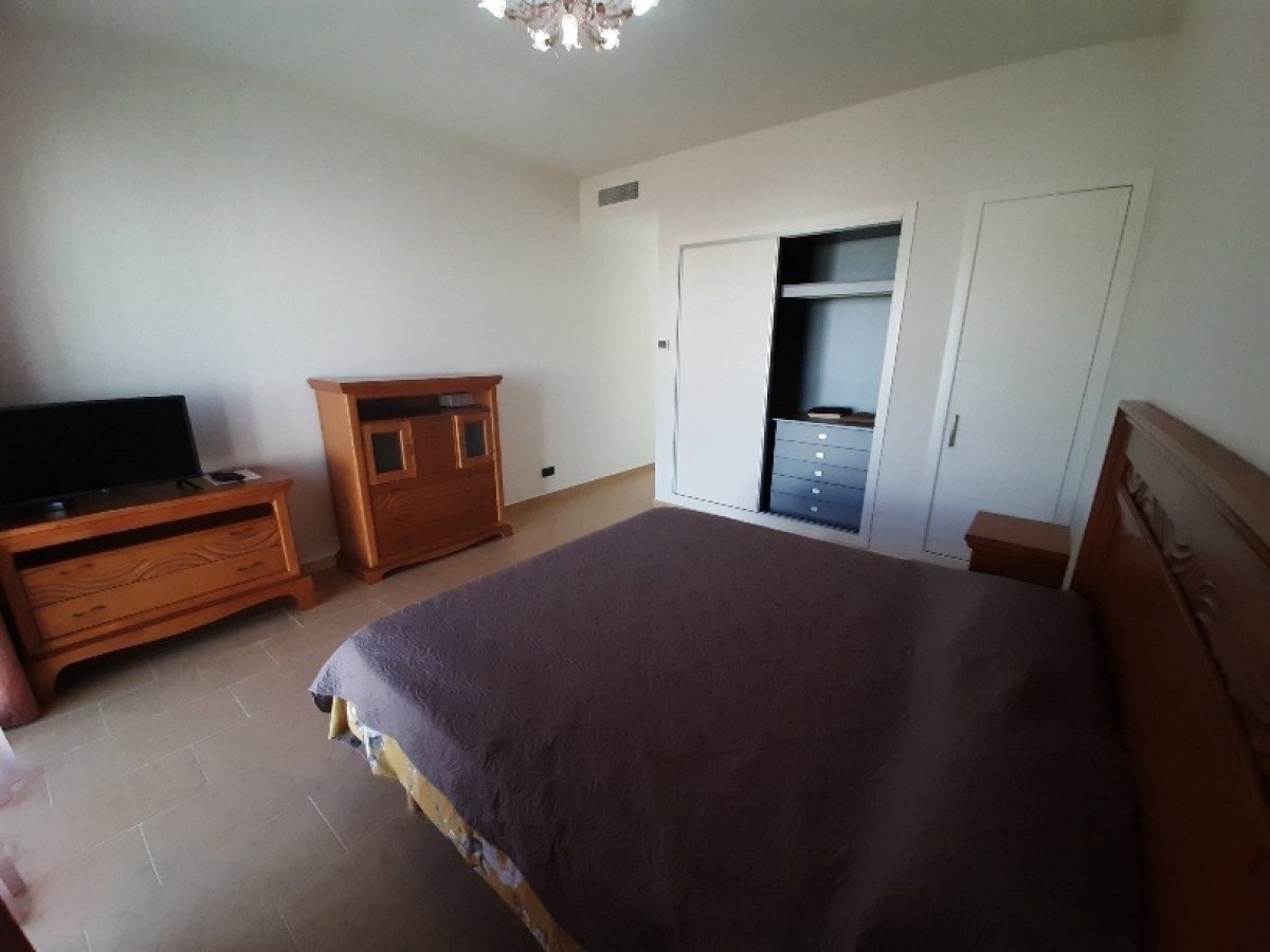 4-Bedroom Villa in Santiago de la Ribera - Image 51