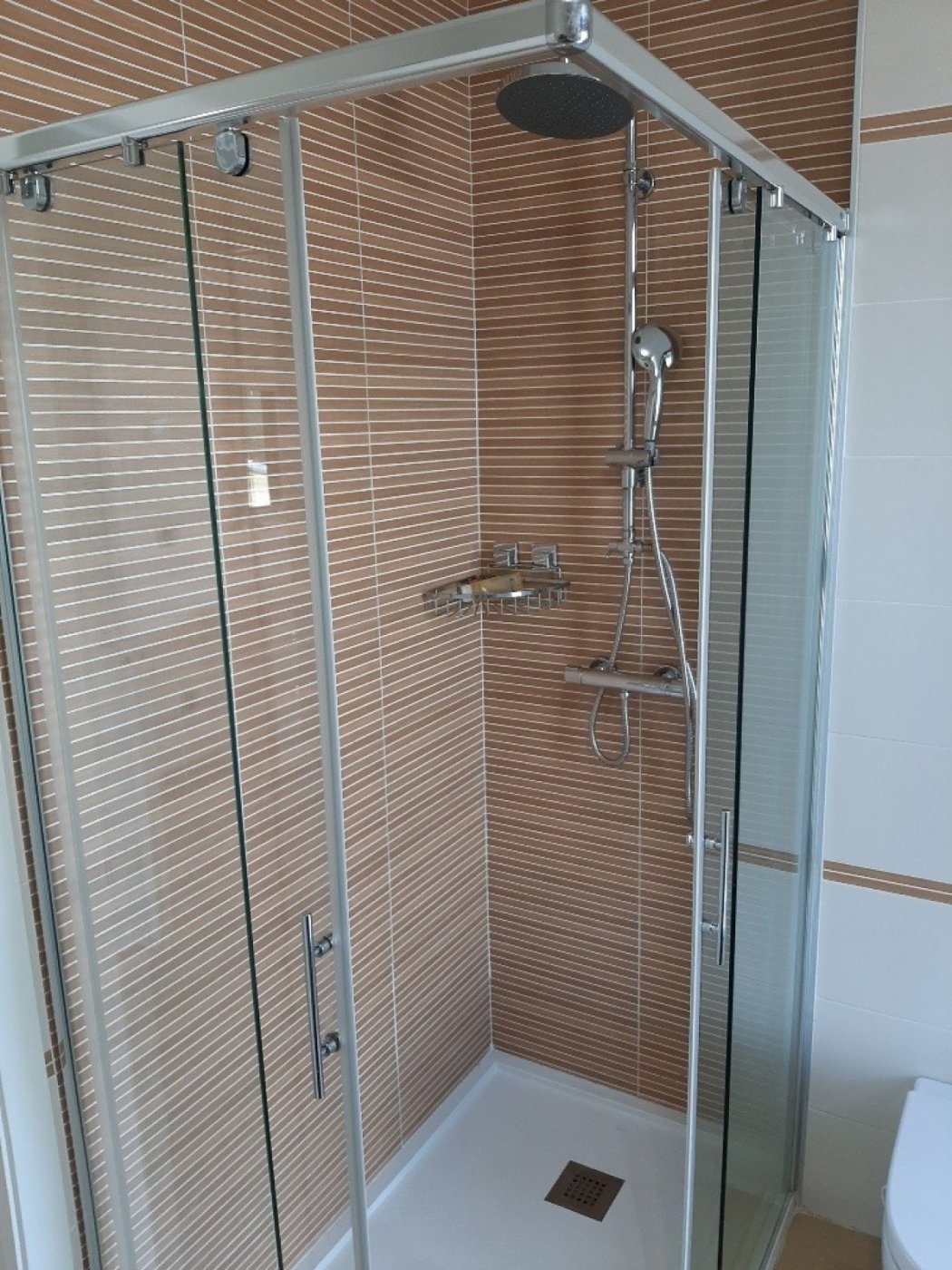 4-Bedroom Villa in Santiago de la Ribera - Image 73