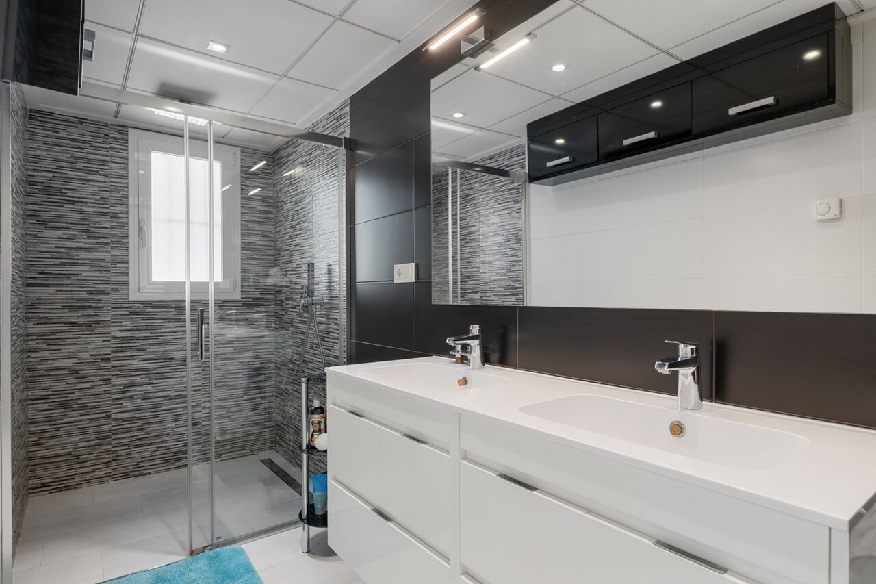 4-Bedroom House in Aguas Nuevas, Torrevieja - Image 27