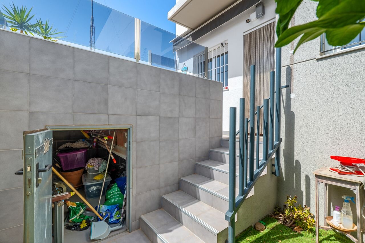 4-Bedroom House in Aguas Nuevas, Torrevieja - Image 36