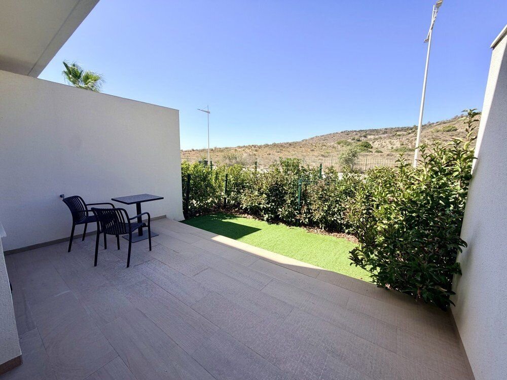 2-Bedroom Apartment in Comunidad Valenciana, Algorfa - Image 20