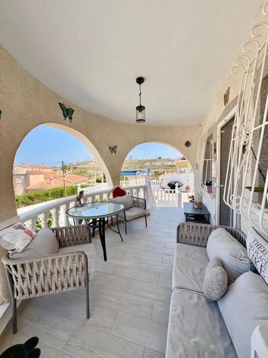 3-Bedroom Villa in Pueblo 5, Formentera del Segura - Image 6