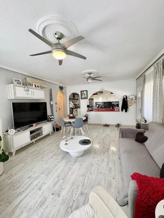 3-Bedroom Villa in Pueblo 5, Formentera del Segura - Image 9