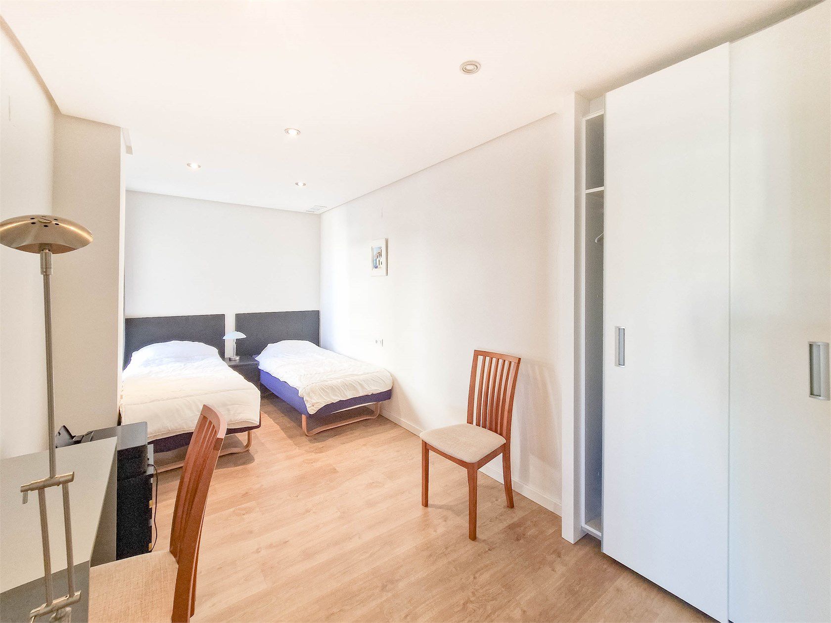 4-Bedroom Apartment in Orihuela Costa - Image 17