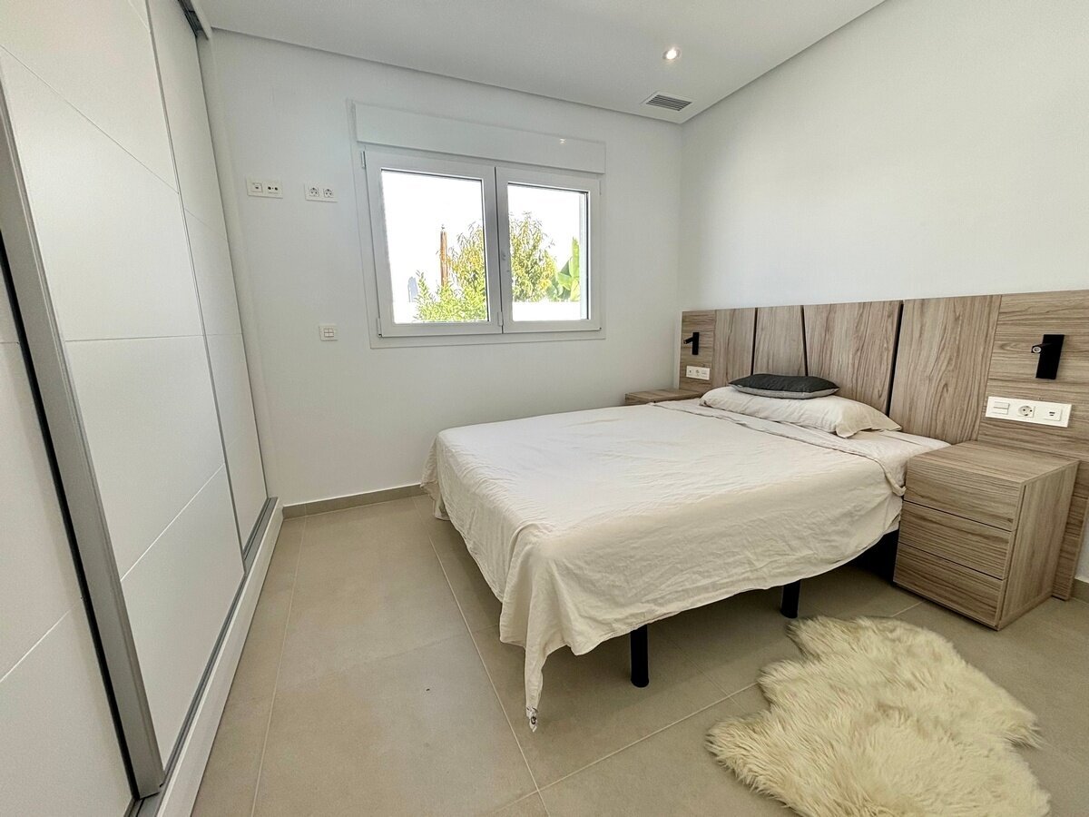 Vrijstaande villa met 3 Slaapkamers in Rojales - Image 18
