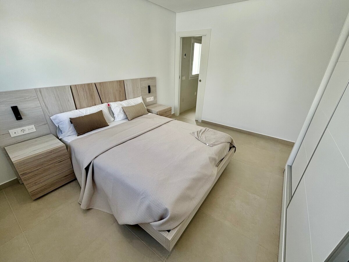 Vrijstaande villa met 3 Slaapkamers in Rojales - Image 20