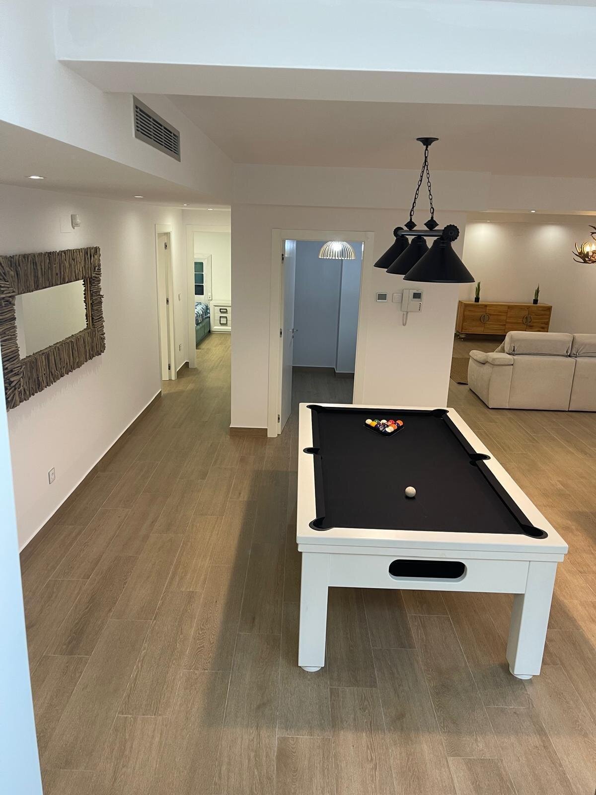 5-Bedroom Villa in Pueblo 9, San Miguel de Salinas - Image 19