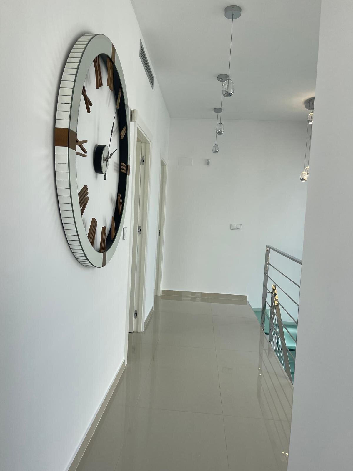 5-Bedroom Villa in Pueblo 9, San Miguel de Salinas - Image 40
