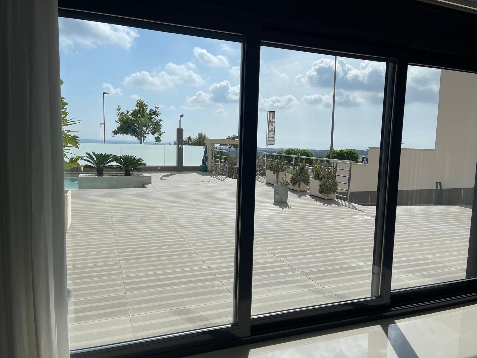 5-Bedroom Villa in Pueblo 9, San Miguel de Salinas - Image 7