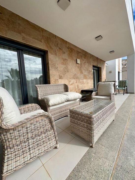 3-Bedroom Villa in Pueblo 5, Formentera del Segura - Image 7