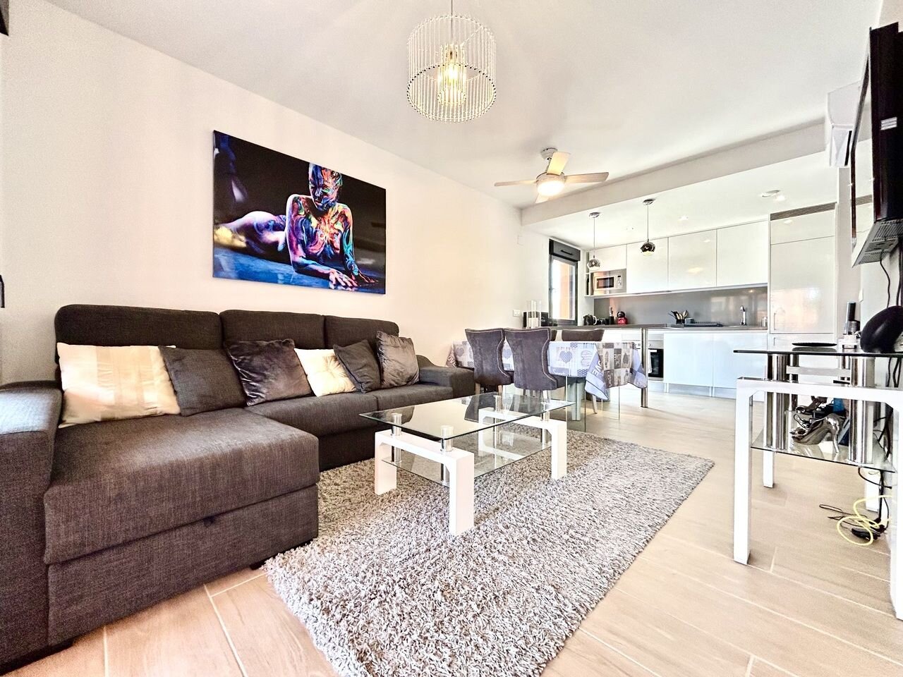 2-Bedroom Apartment in Villamartin, Orihuela Costa - Image 10