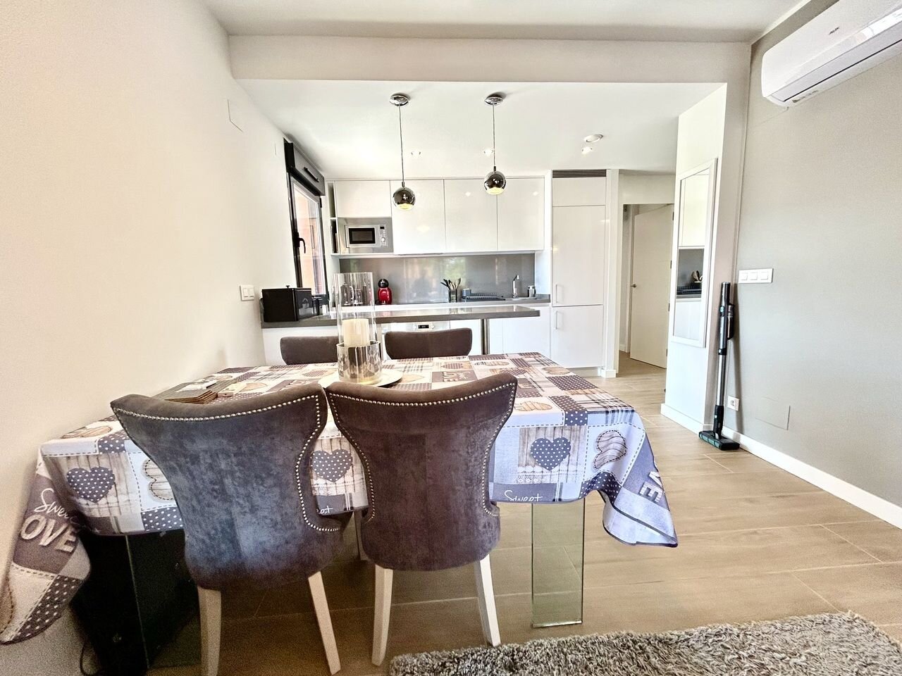 2-Bedroom Apartment in Villamartin, Orihuela Costa - Image 11