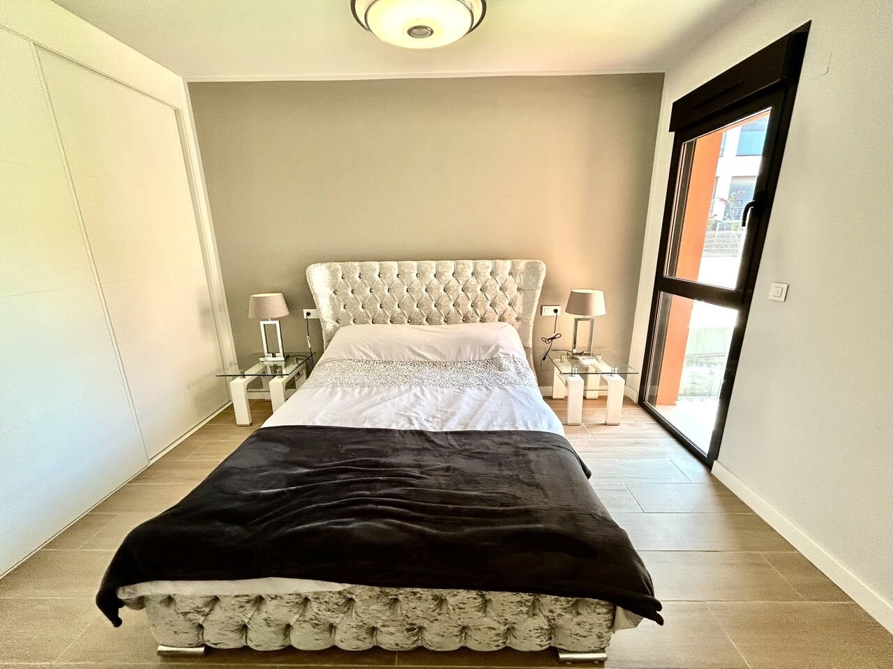 2-Bedroom Apartment in Villamartin, Orihuela Costa - Image 20
