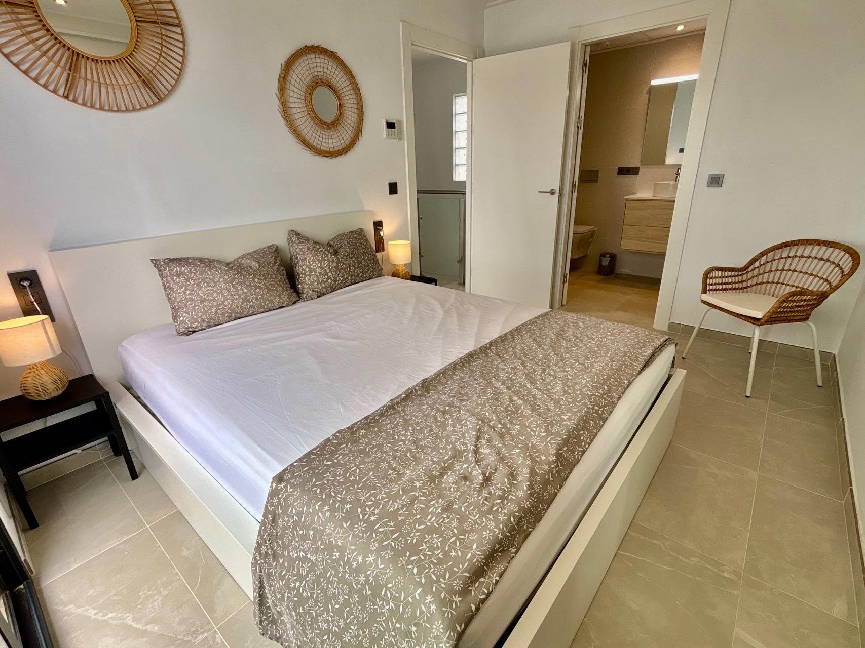 3-Bedroom Villa in Pueblo 4, Benijofar - Image 11