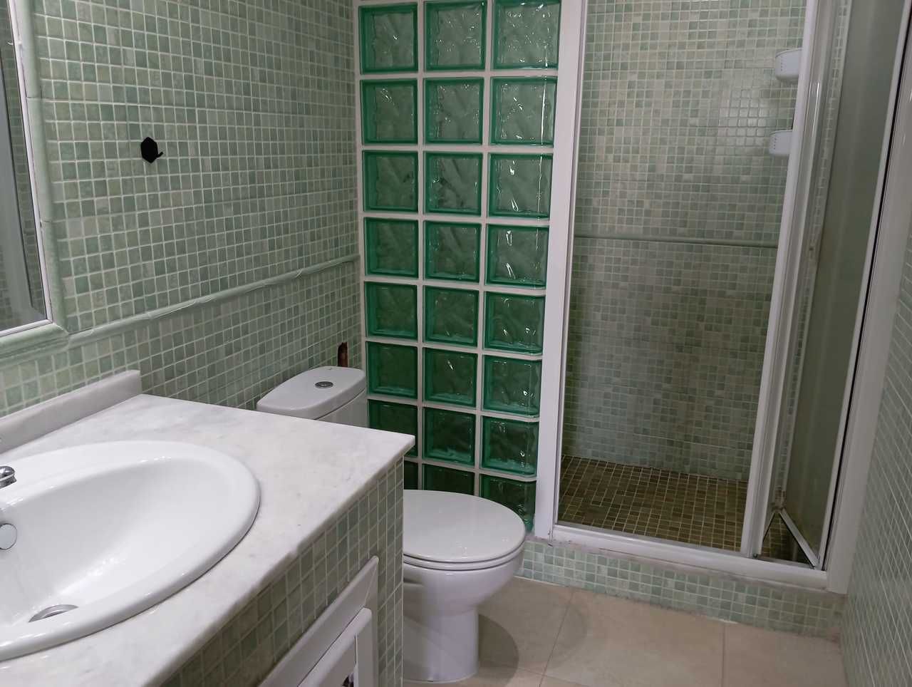 2-Bedroom Apartment in Villamartín-las Filipinas, Orihuela Costa - Image 12