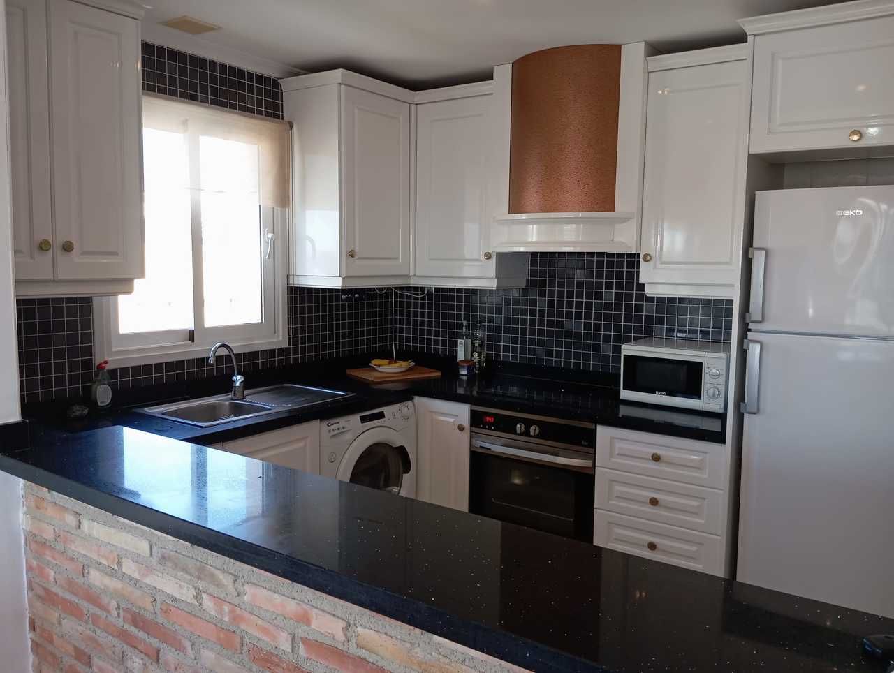 2-Bedroom Apartment in Villamartín-las Filipinas, Orihuela Costa - Image 24