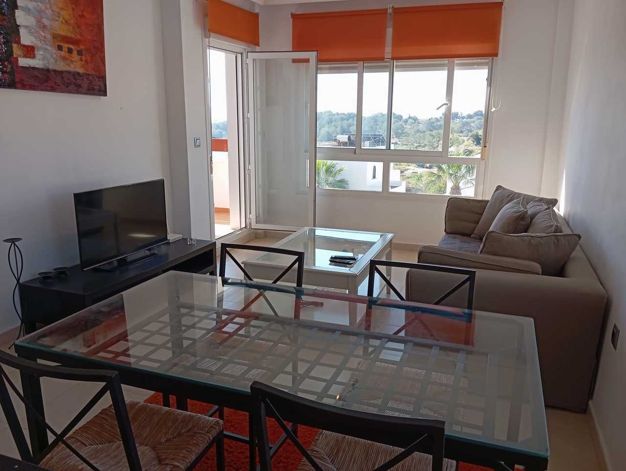 2-Bedroom Apartment in Villamartín-las Filipinas, Orihuela Costa - Image 32