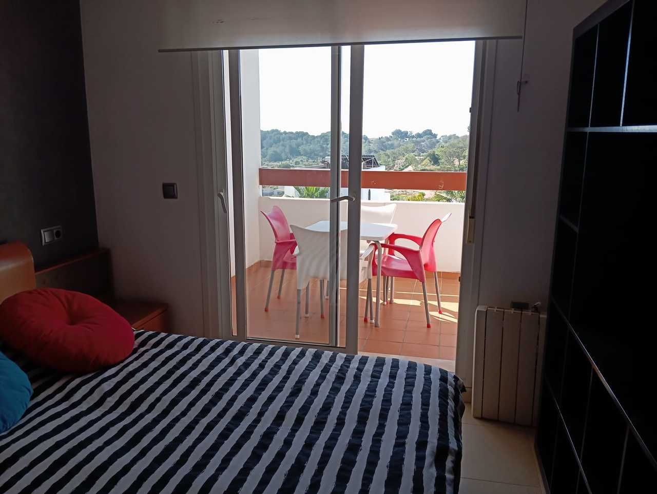 2-Bedroom Apartment in Villamartín-las Filipinas, Orihuela Costa - Image 6