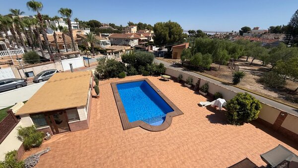 7-Zimmer Villa in Los Balcones - Los Altos del Edén, Torrevieja