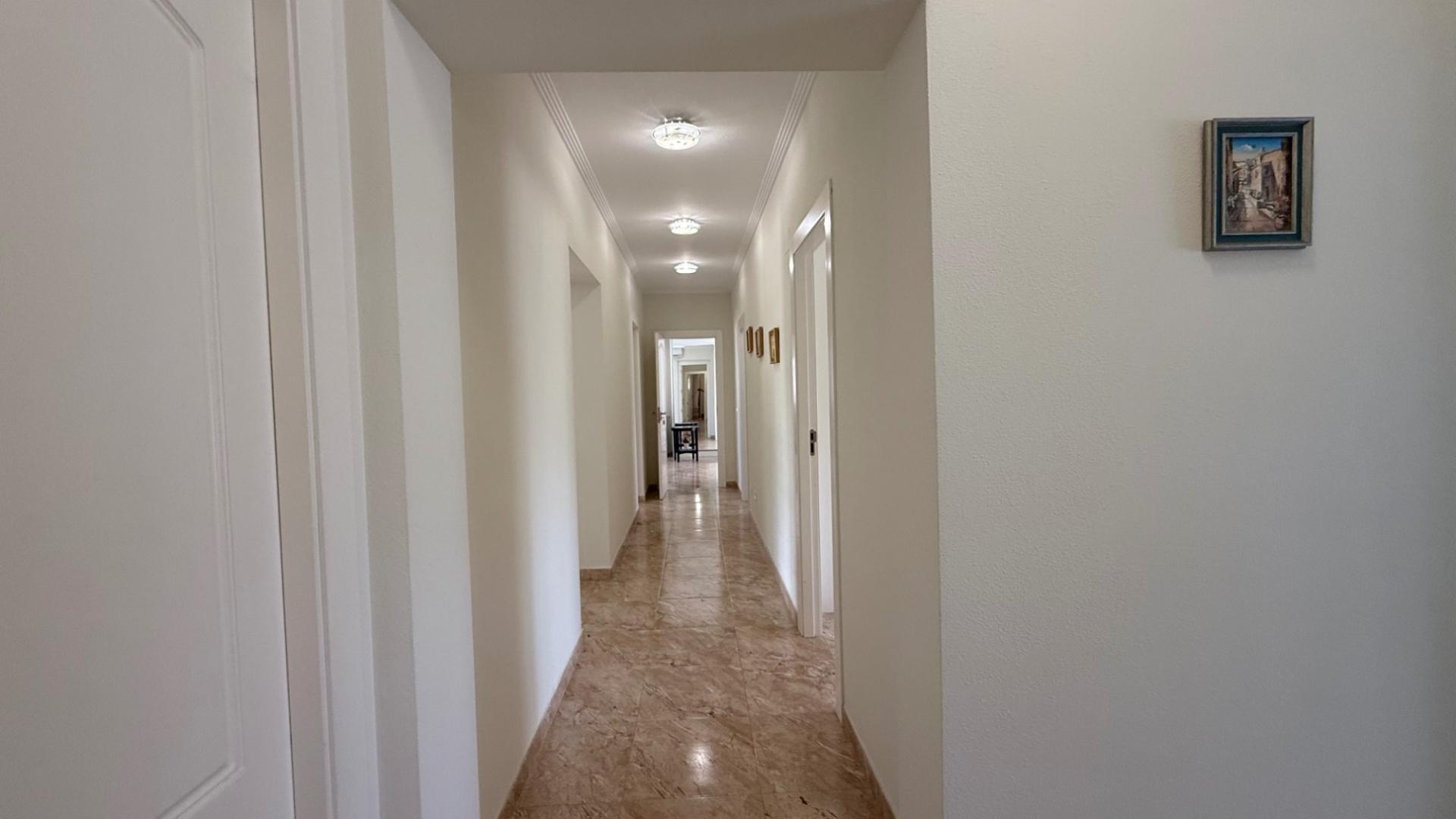 Villa met 7 Slaapkamers in Los Balcones - Los Altos del Edén, Torrevieja - Image 37