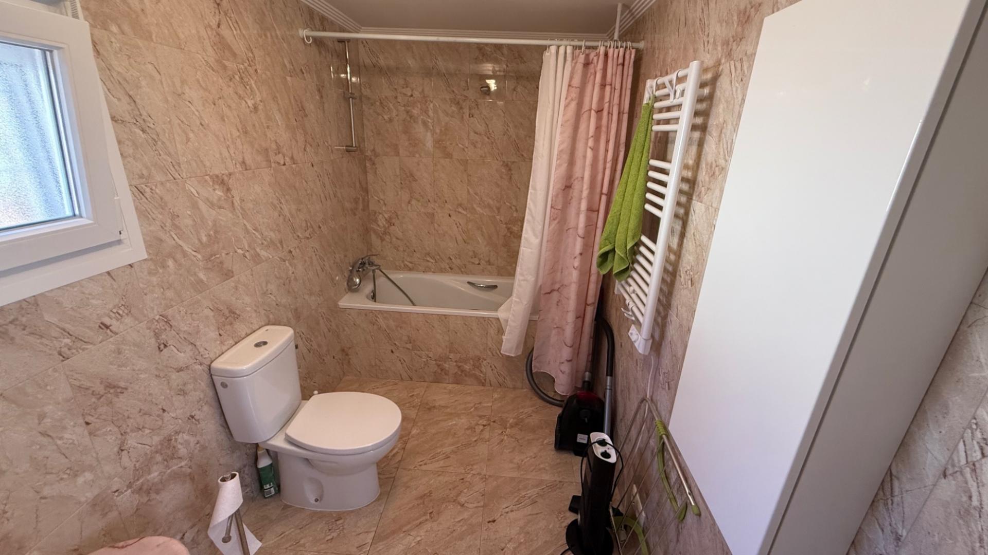 Villa met 7 Slaapkamers in Los Balcones - Los Altos del Edén, Torrevieja - Image 42