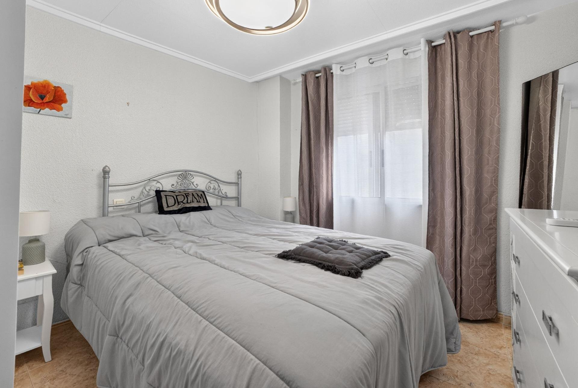 4-Bedroom Apartment in Acequion, Torrevieja - Image 17