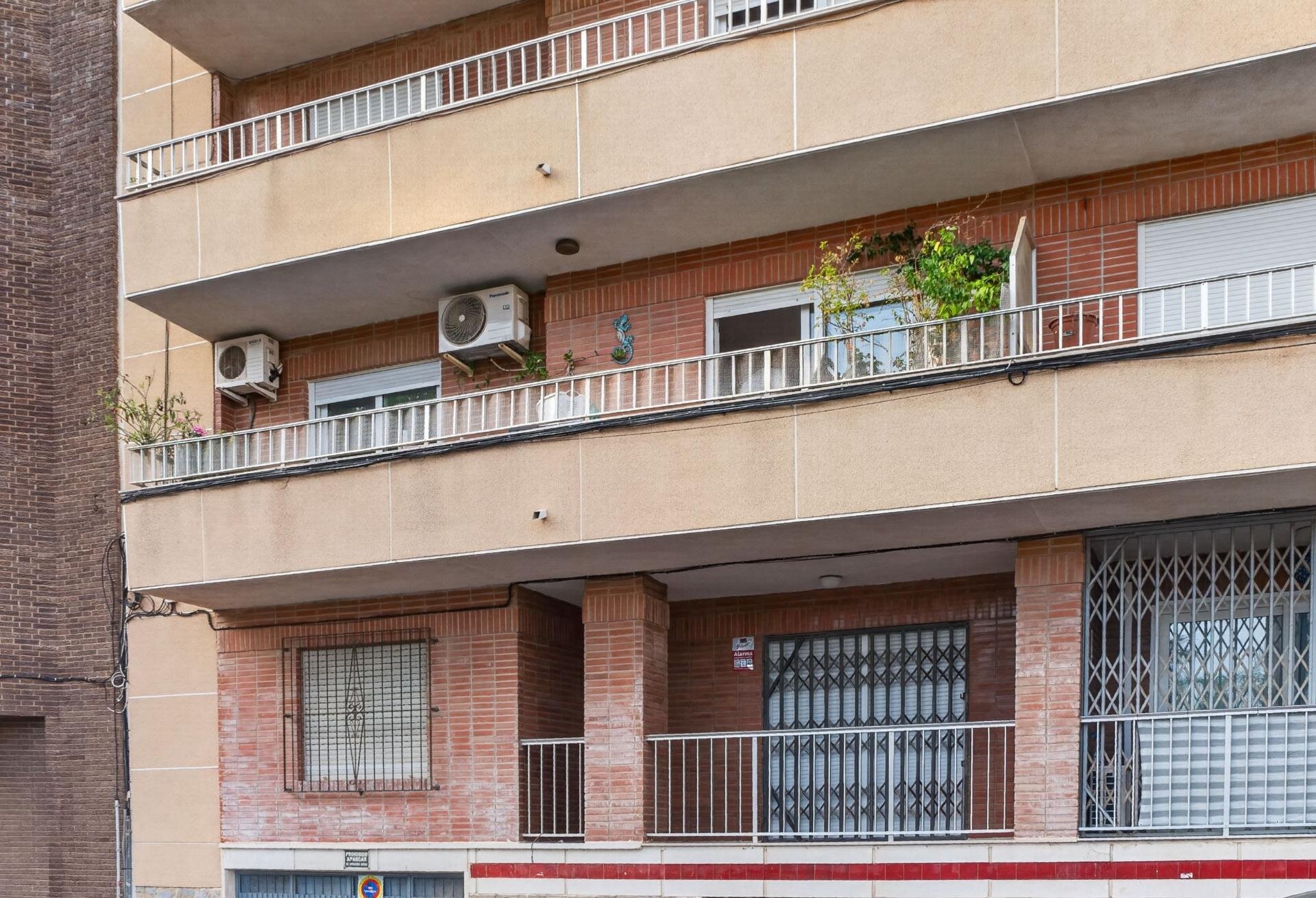 4-Bedroom Apartment in Acequion, Torrevieja - Image 26