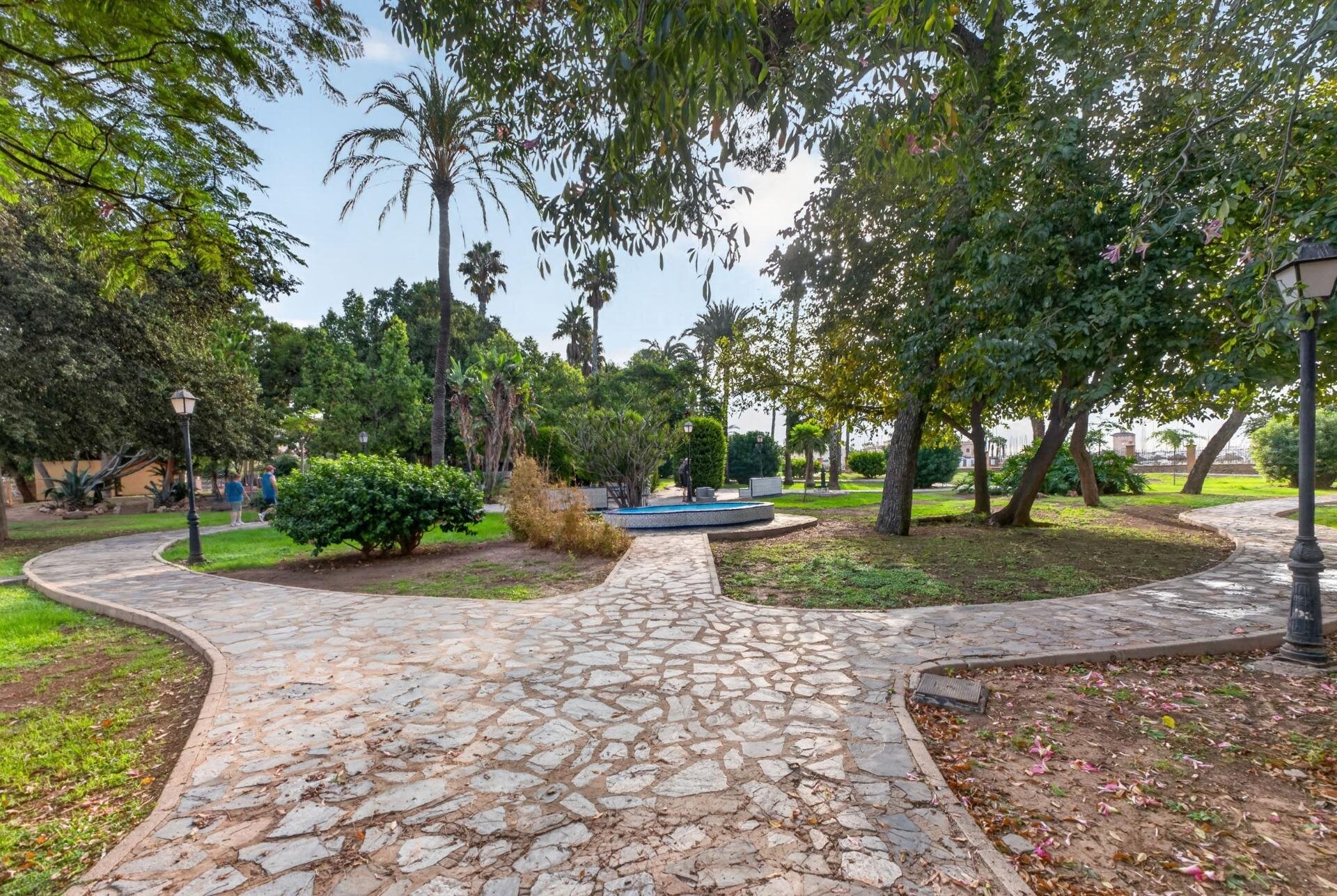 4-Bedroom Apartment in Acequion, Torrevieja - Image 27