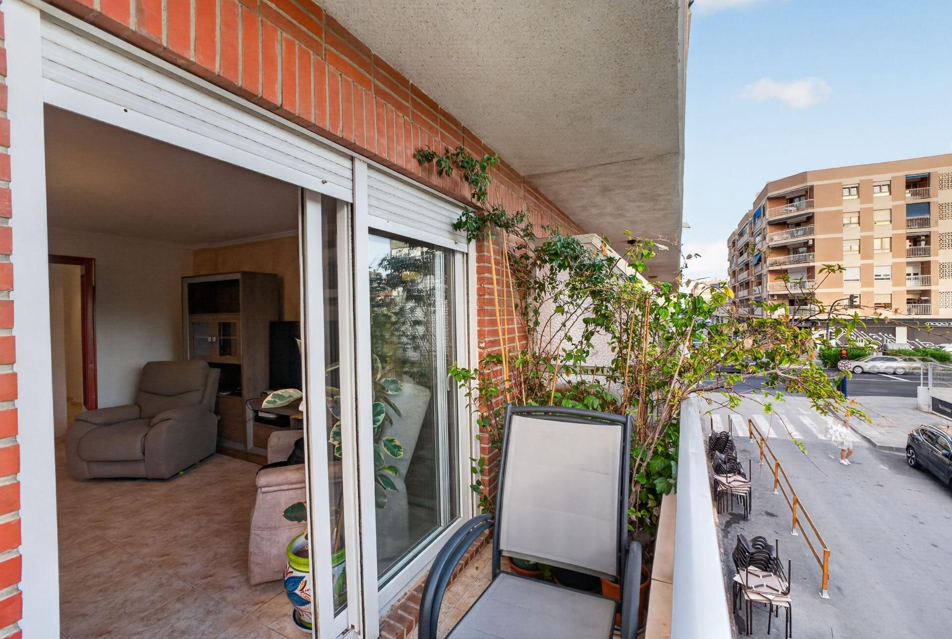 4-Bedroom Apartment in Acequion, Torrevieja - Image 8