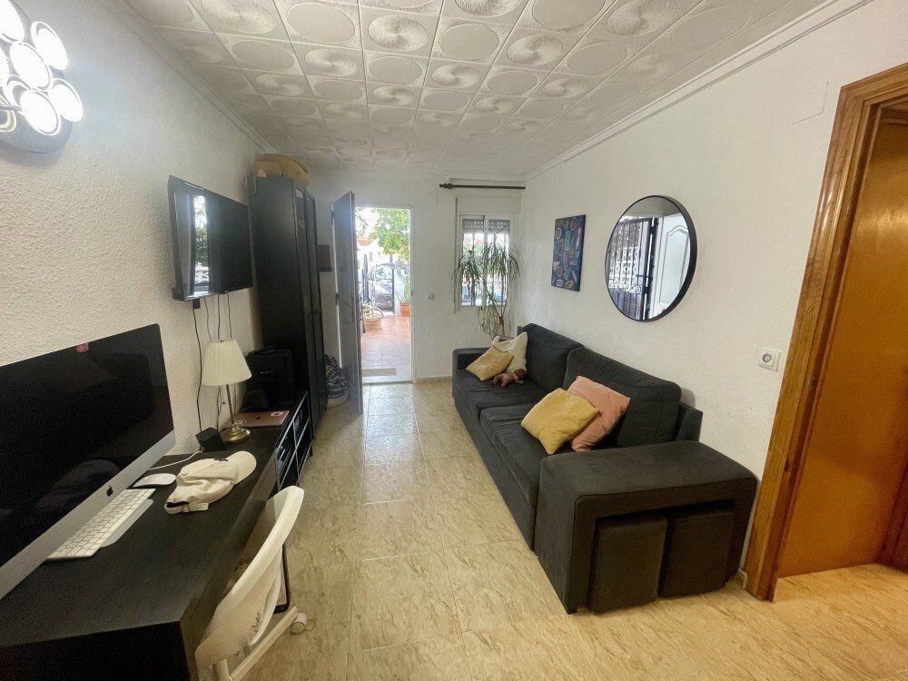 2-Bedroom House in Torrevieja, Torrevieja - Image 11