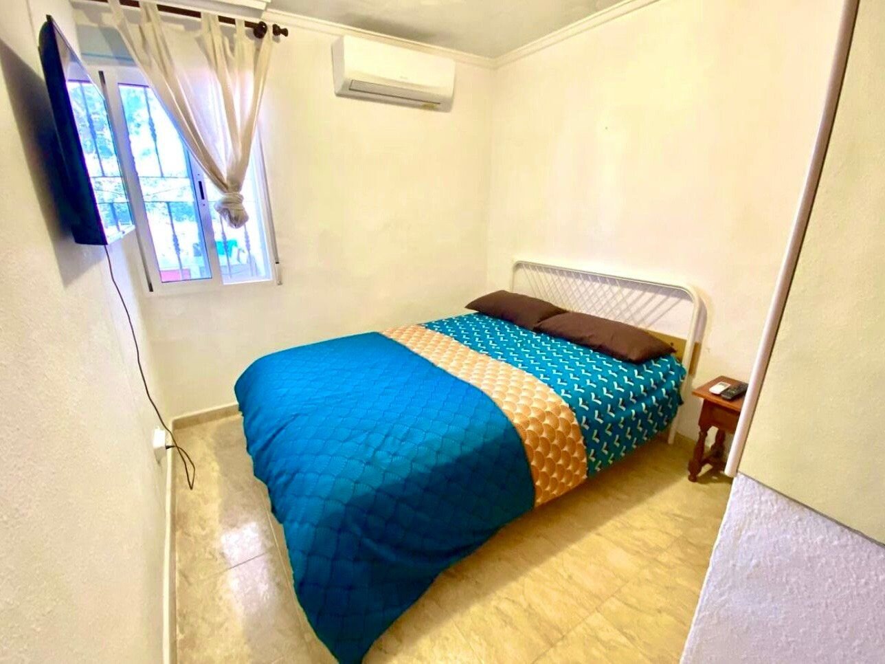 2-Bedroom House in Torrevieja, Torrevieja - Image 12