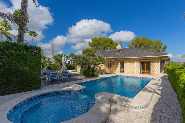 5-Bedroom Villa in Las Filipinas, Orihuela Costa