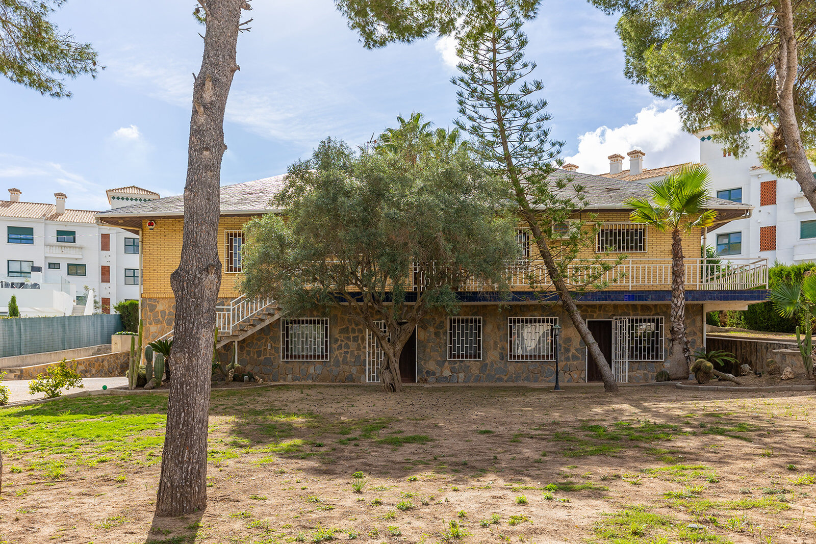5-Bedroom Villa in Las Filipinas, Orihuela Costa - Image 49