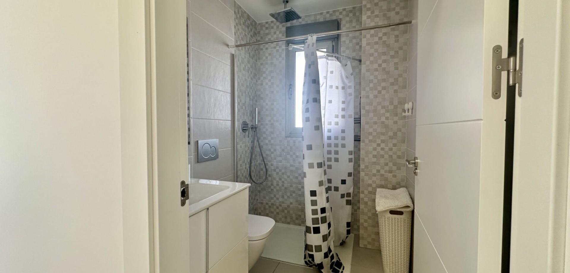 3-Bedroom Apartment in Los Dolses, Orihuela Costa - Image 25