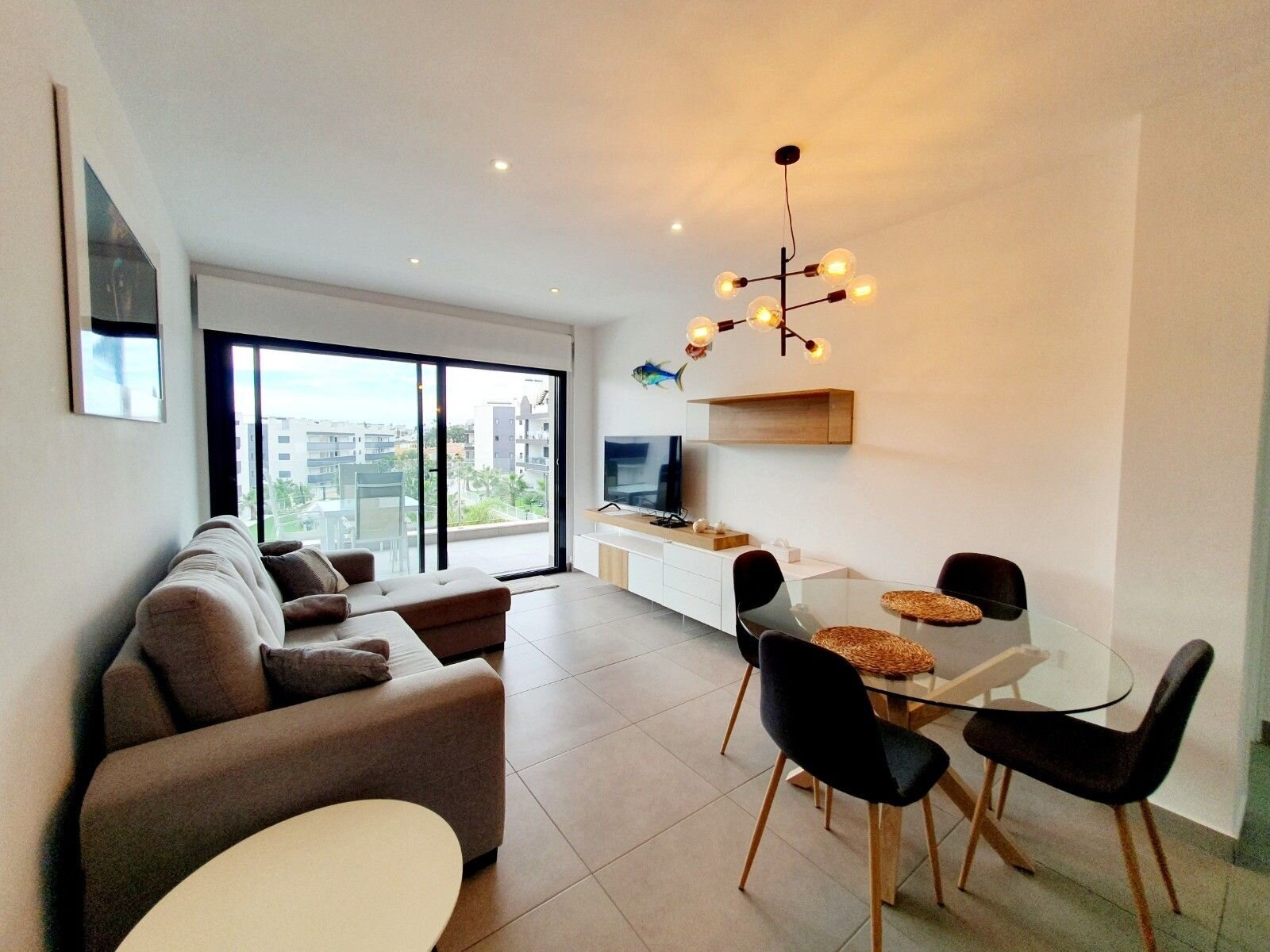Appartement met 2 Slaapkamers in Las Filipinas, Orihuela Costa - Image 2