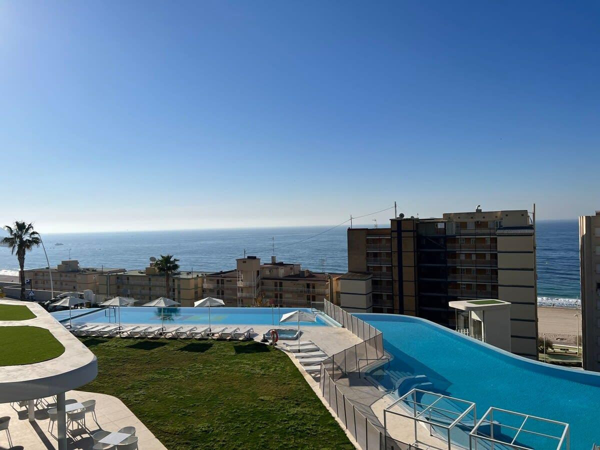 3-Bedroom Middle Floor Apartment in  Benidorm | Sunny Cas... - Image 2