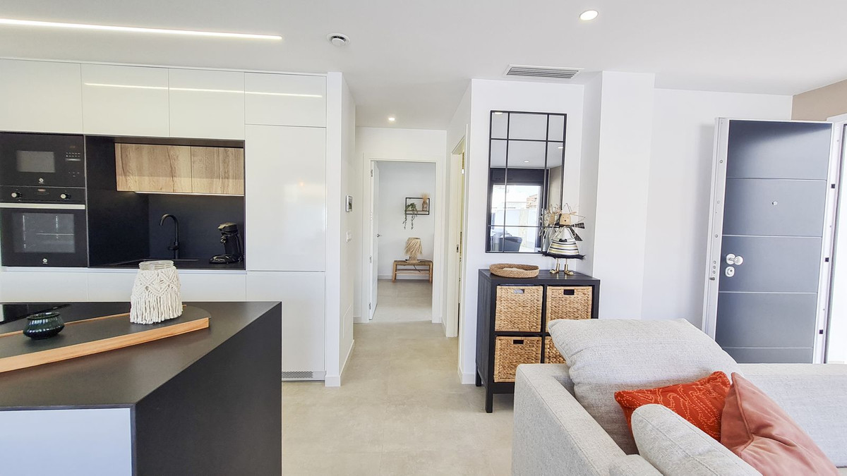 3-Bedroom Detached House in  San Pedro del Pinatar | Sunn... - Image 9