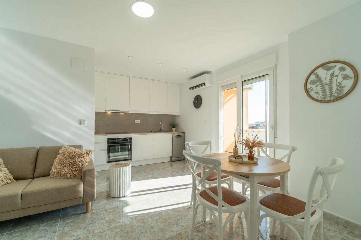 2-Bedroom Apartment in La Mata Pueblo, Torrevieja - Image 6