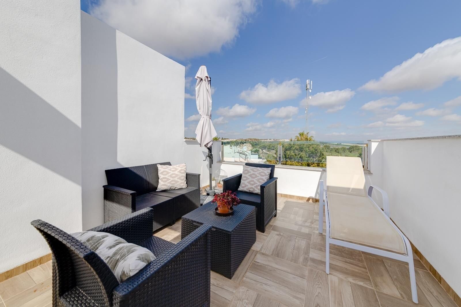 3-Bedroom Villa in San Miguel de Salinas - Image 39
