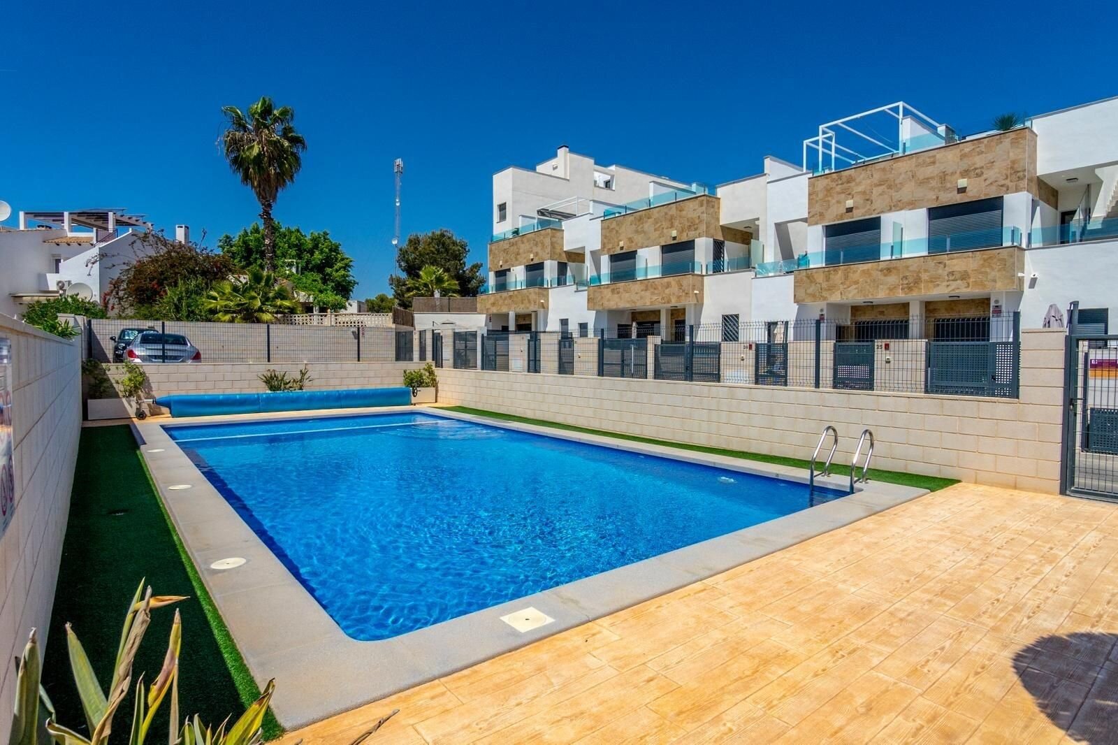 3-Bedroom Villa in San Miguel de Salinas - Image 43
